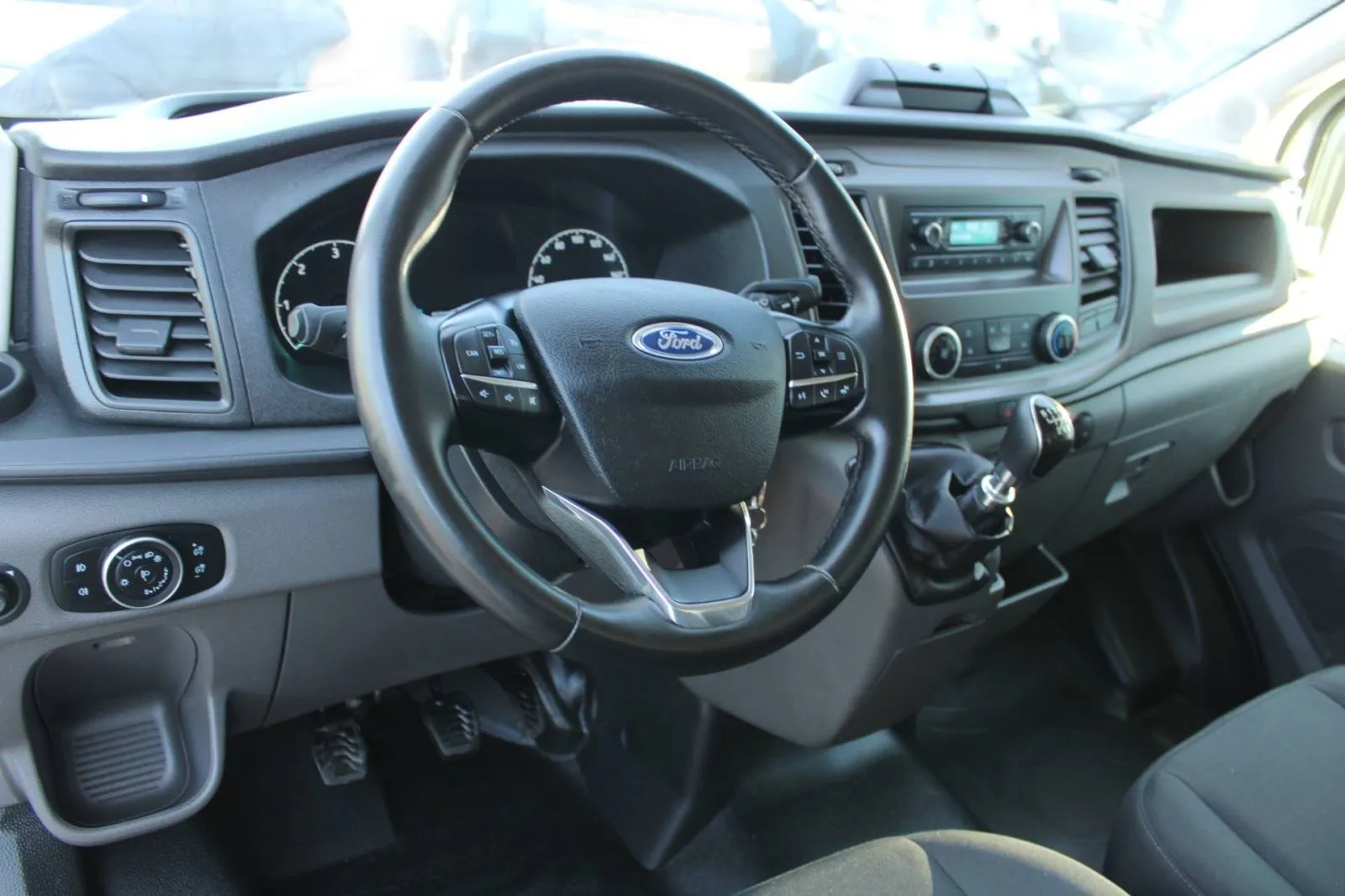 ford transit 2.0 tdci l3h2, 2024 god. - slika 9