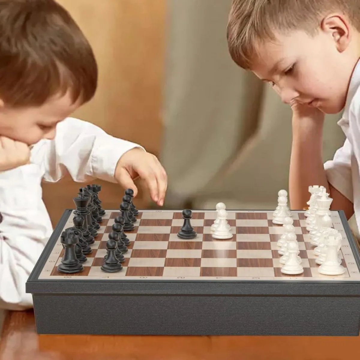 2u1 šah i čovjeće ne ljuti se igre - slika 2