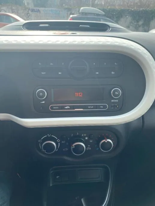 renault twingo sce, klima, keyless, 4x garancija!!! - slika 15
