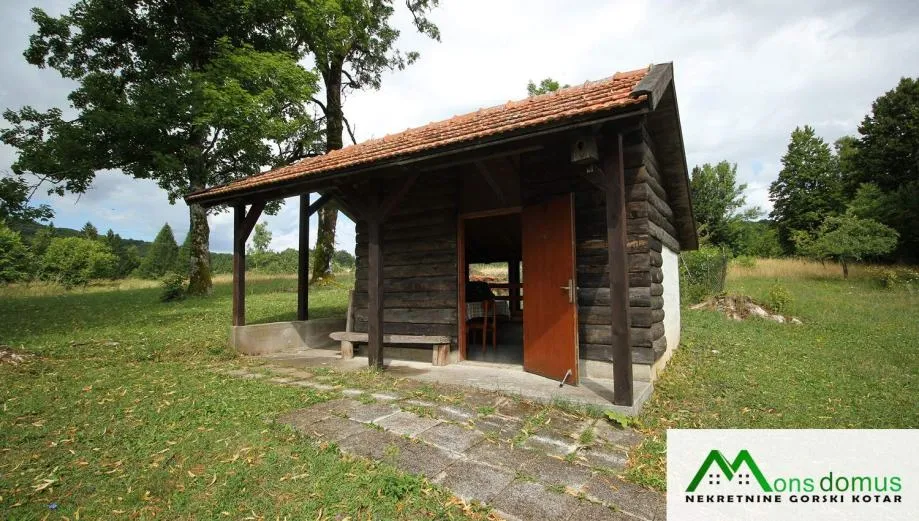 useljiva kuća u blizini delnica (prodaja) - slika 27