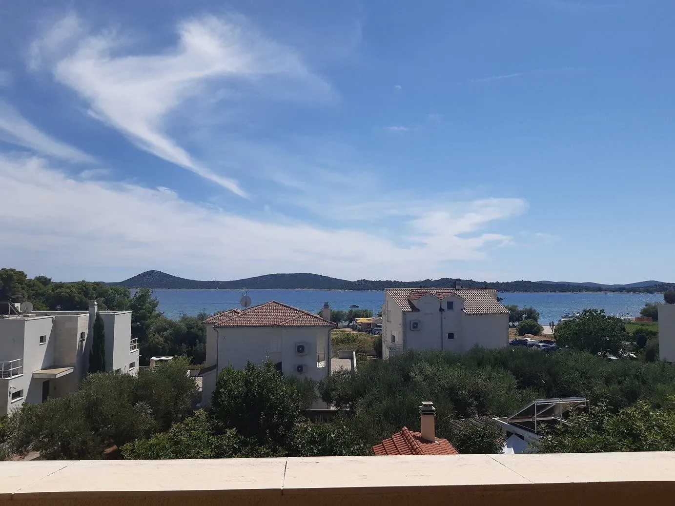 vodice- 140 m od mora i plaže, prodaja kuće 300m2 sa pogledom na more! - slika 17