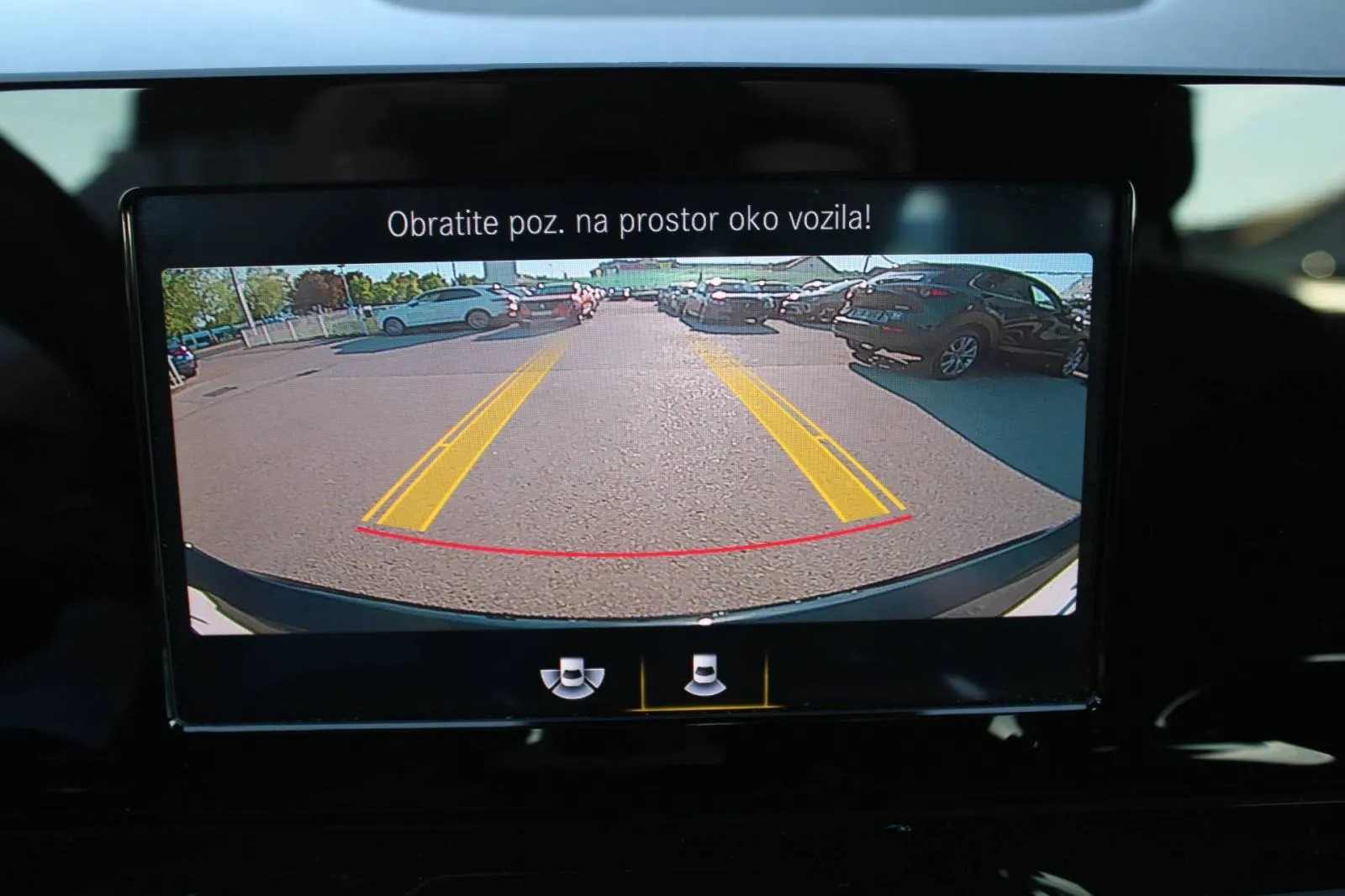 mercedes-benz klasa b 180d automatik *led, kamera* - slika 18