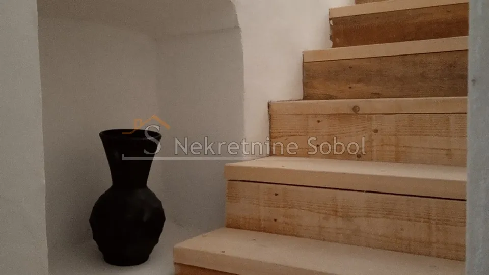 cres, osor - kuća, 360 m2 prodaja - slika 13