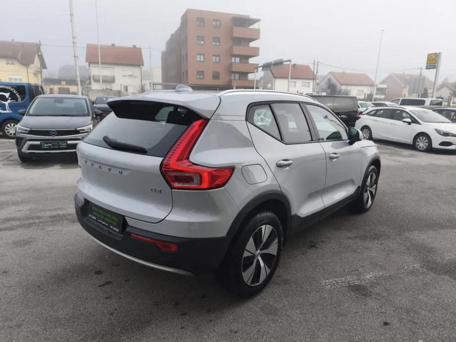 volvo xc40 d3 momentum - 1 godina garancije! - slika 5