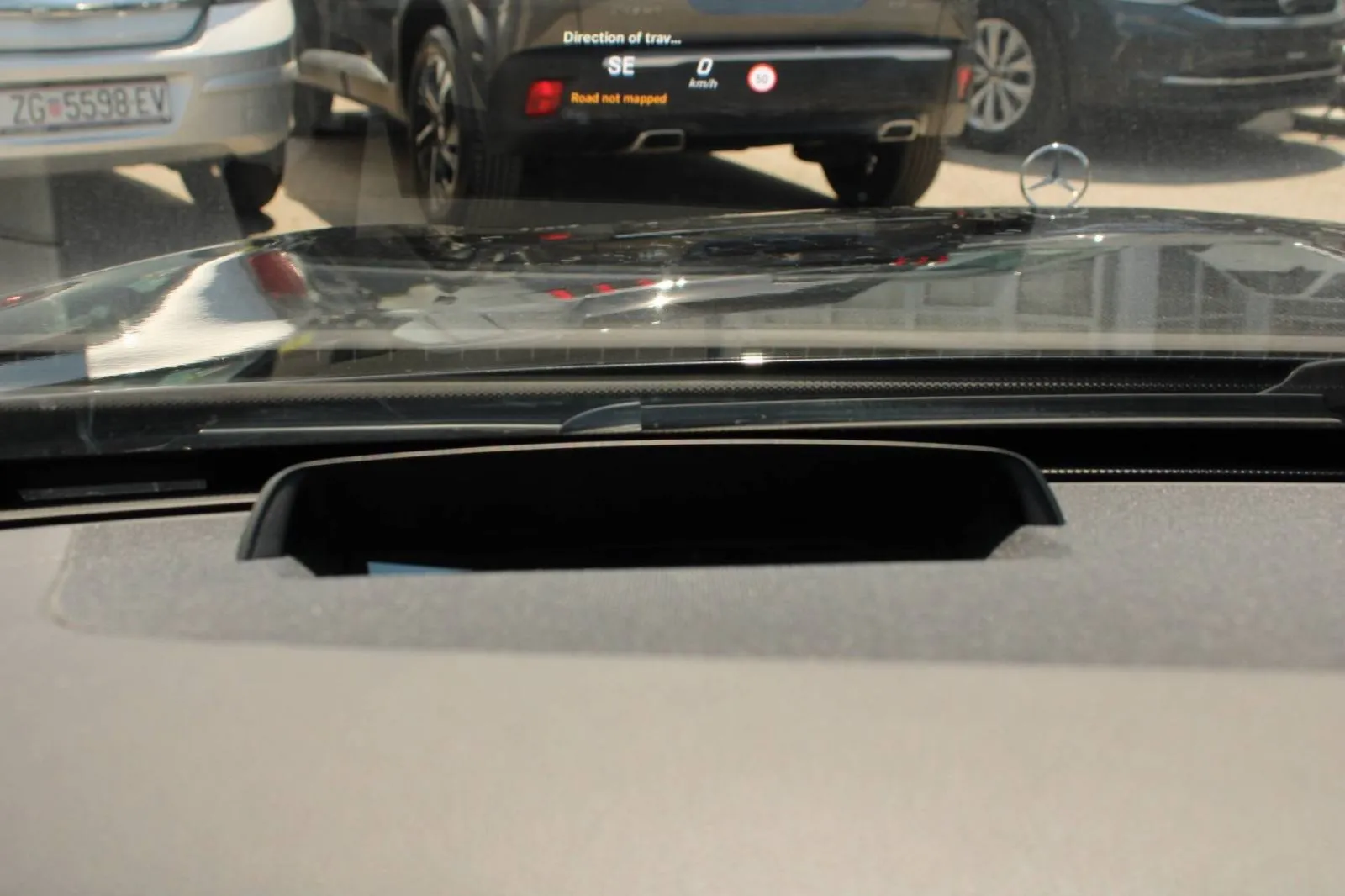 mercedes-benz klasa s 350d 4matic *panorama, burmester, kamera 360* - slika 21