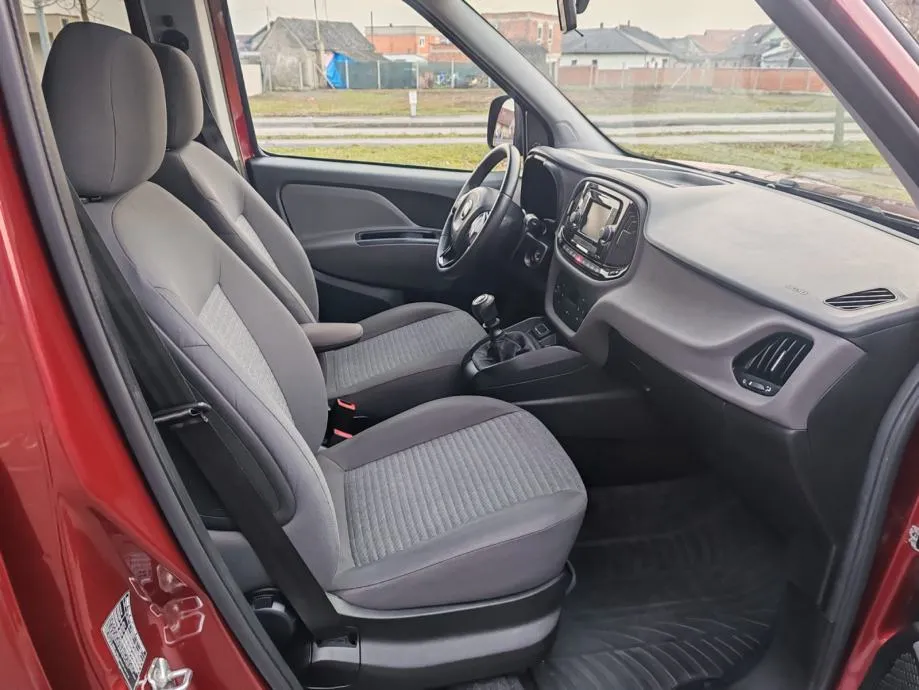 fiat doblo 1.6 tdci,2016g. 127000 kartice 24/36 rata - slika 9