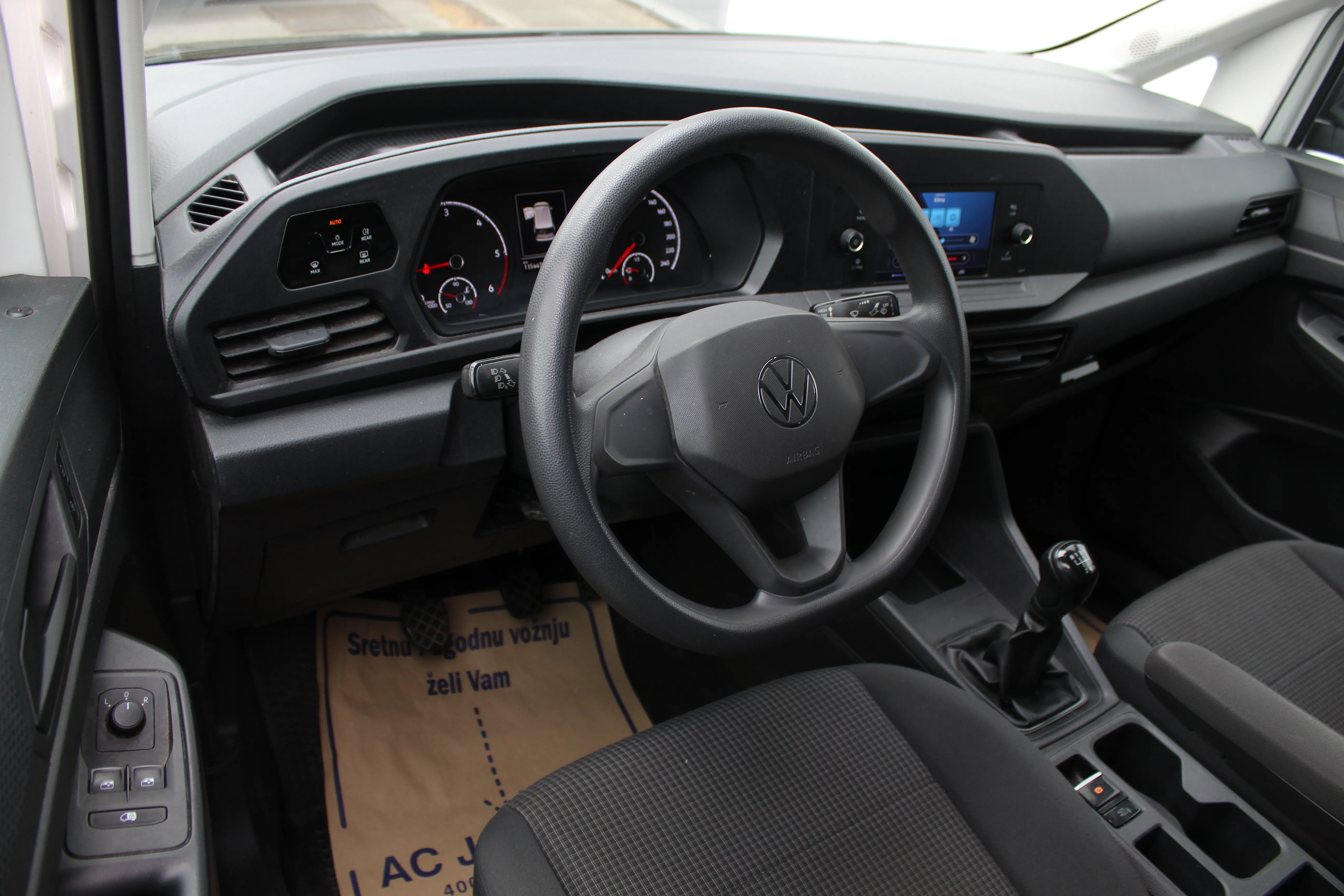 13224 vw caddy cargo maxi 2.0 tdi - slika 8