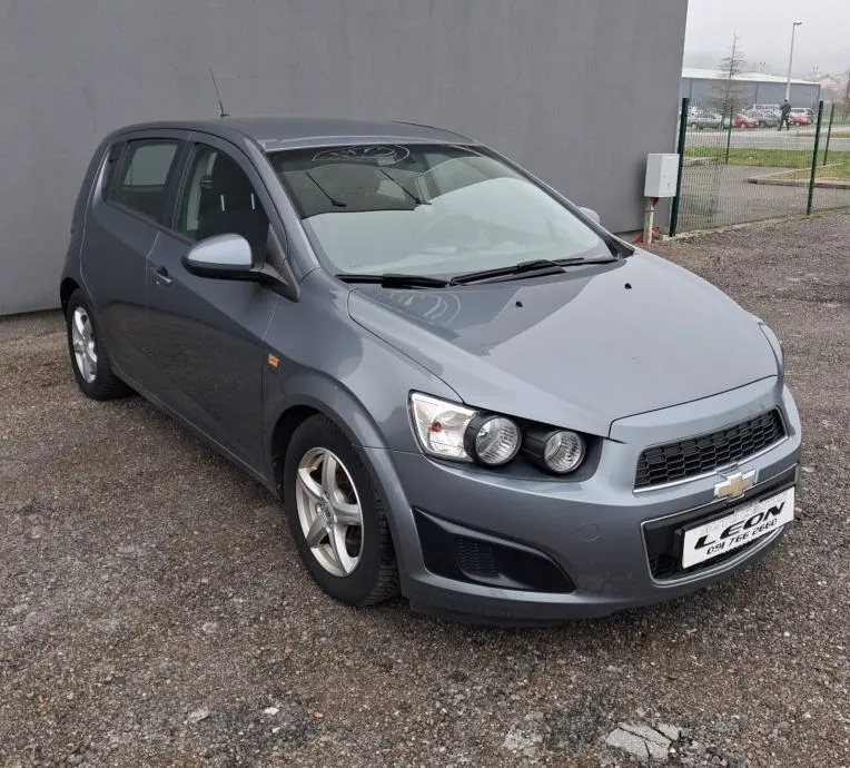 chevrolet aveo 1,2 ,2013. 82000 km , kartice 24/36 rata - slika 3