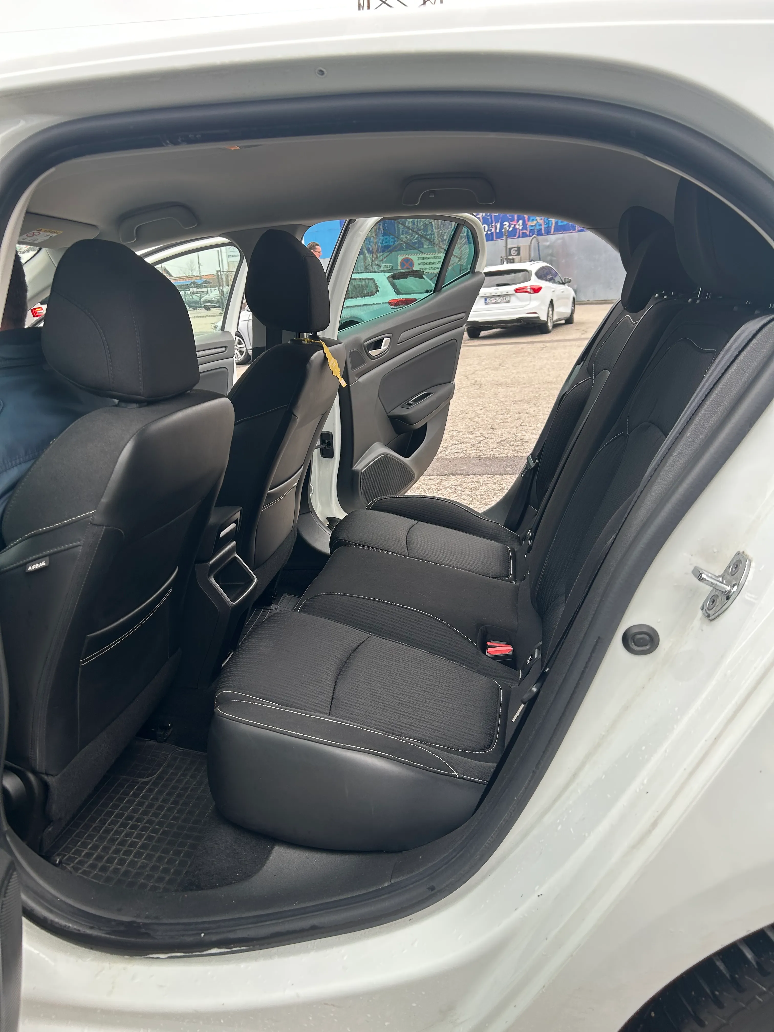 renault megane 1.5 dci - slika 17