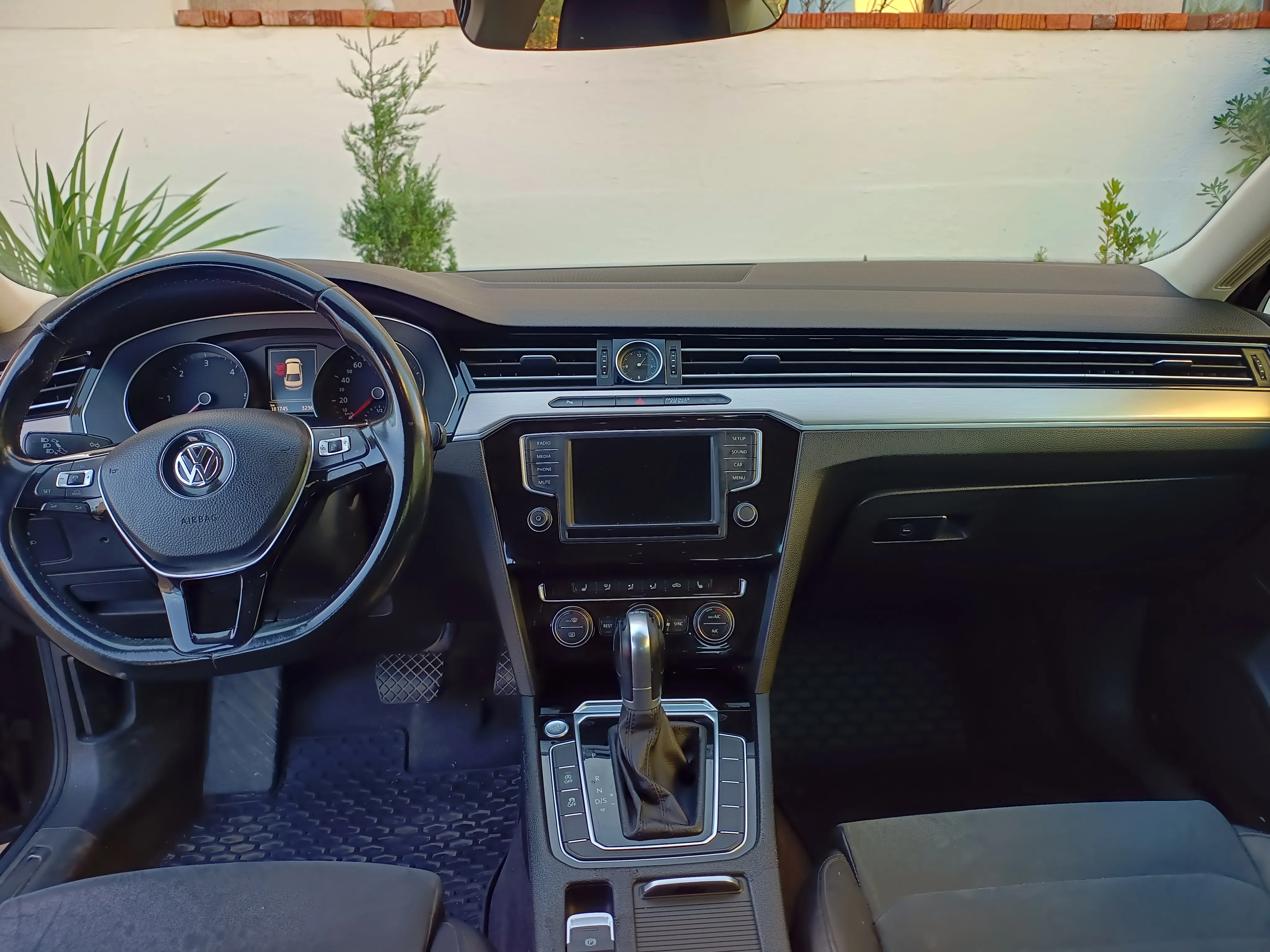 passat b8 2.0 tdi 190 ks higline - slika 15