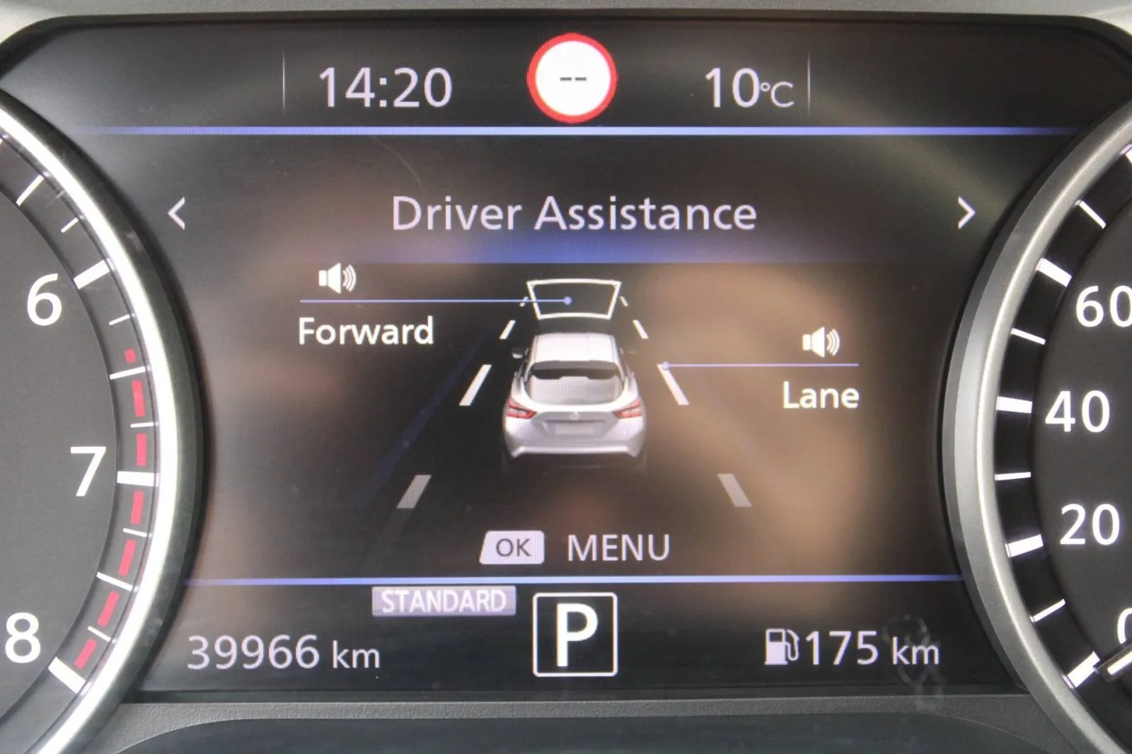 nissan juke 1.0 dig-t automatik *led, navigacija, kamera* - slika 21