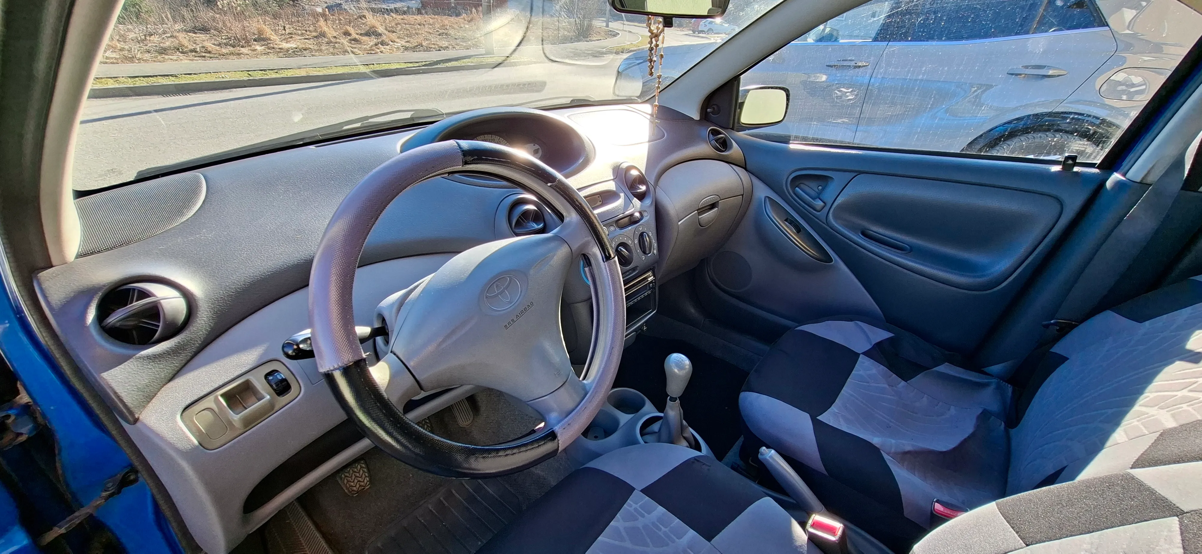 toyota yaris 2002 - slika 9