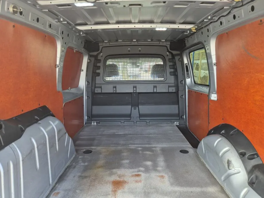 vw caddy 2.0 tdi, maxi, novi model, odlično stanje, garancija - slika 10