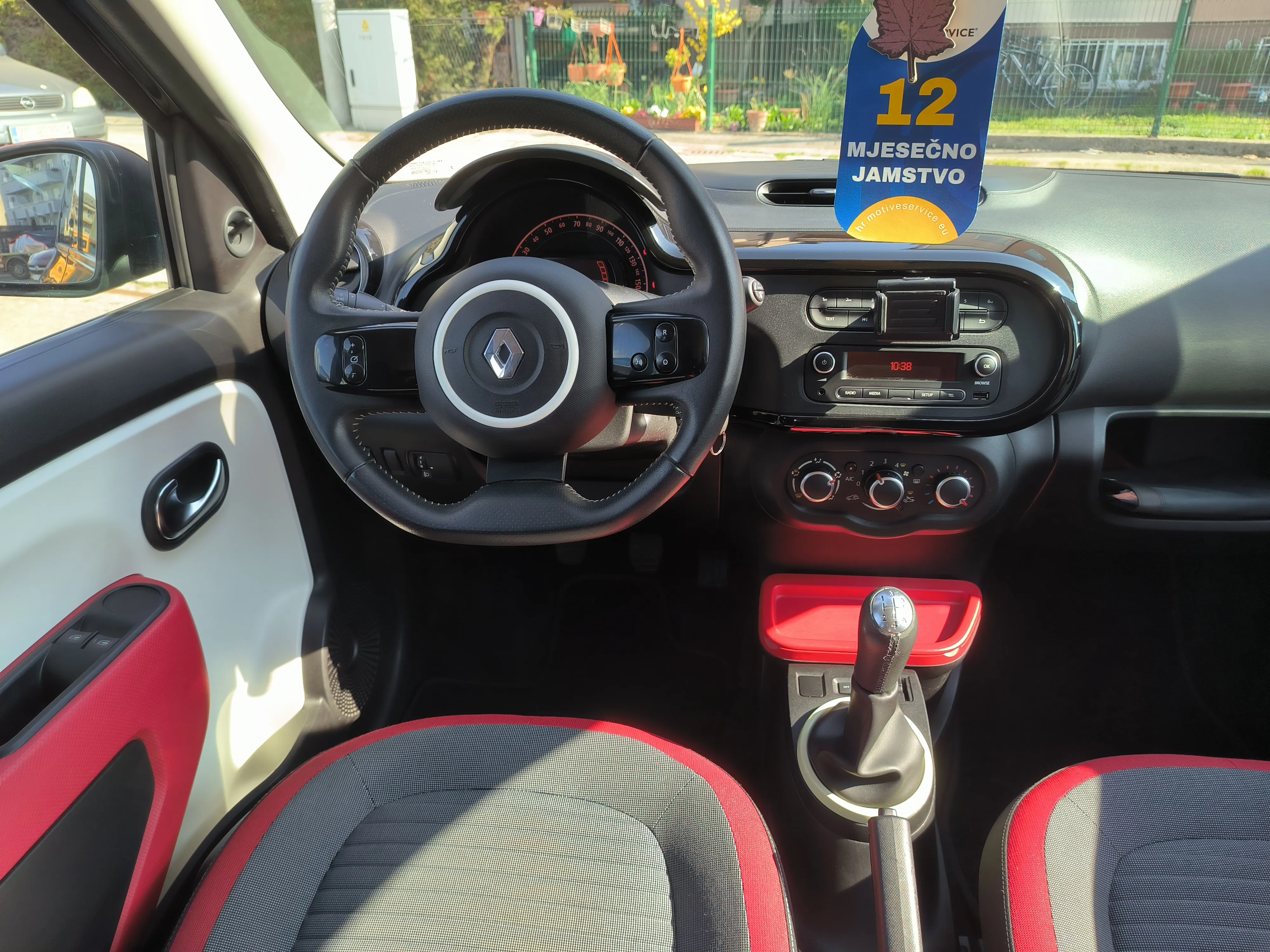 renault twingo 1.0 dynamique, servisna, jamstvo, reg. 1 godinu - slika 11