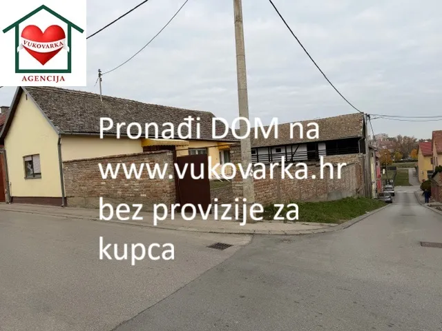 izuzetna nekretnina s povješću Čardak usred grada 2 kuće - Vukovar