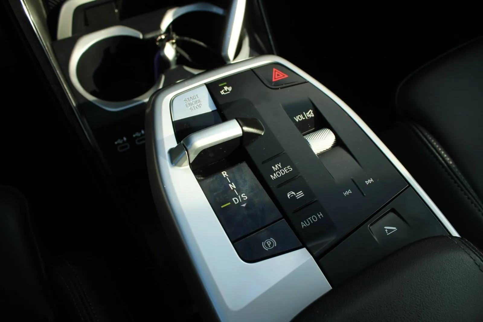 bmw x1 20d xdrive automatik m-paket *led, navigacija, kamera* - slika 23