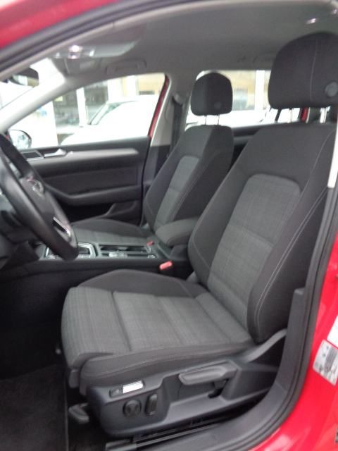 vw passat variant 2,0 tdi dsg; faselift;virtual;r.kamera; navi;u pdv-u - slika 9