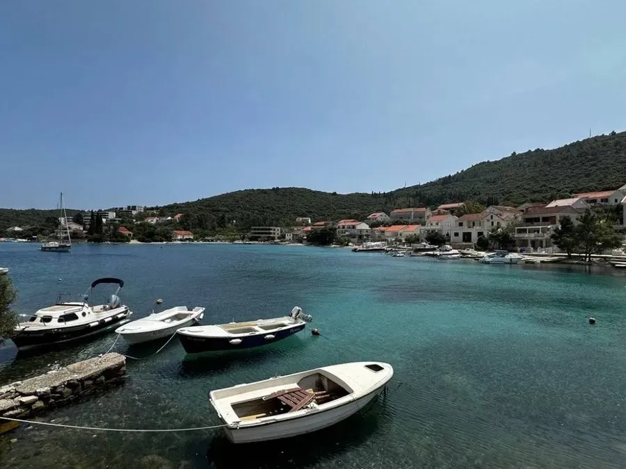 stan na prodaju - korčula - slika 16