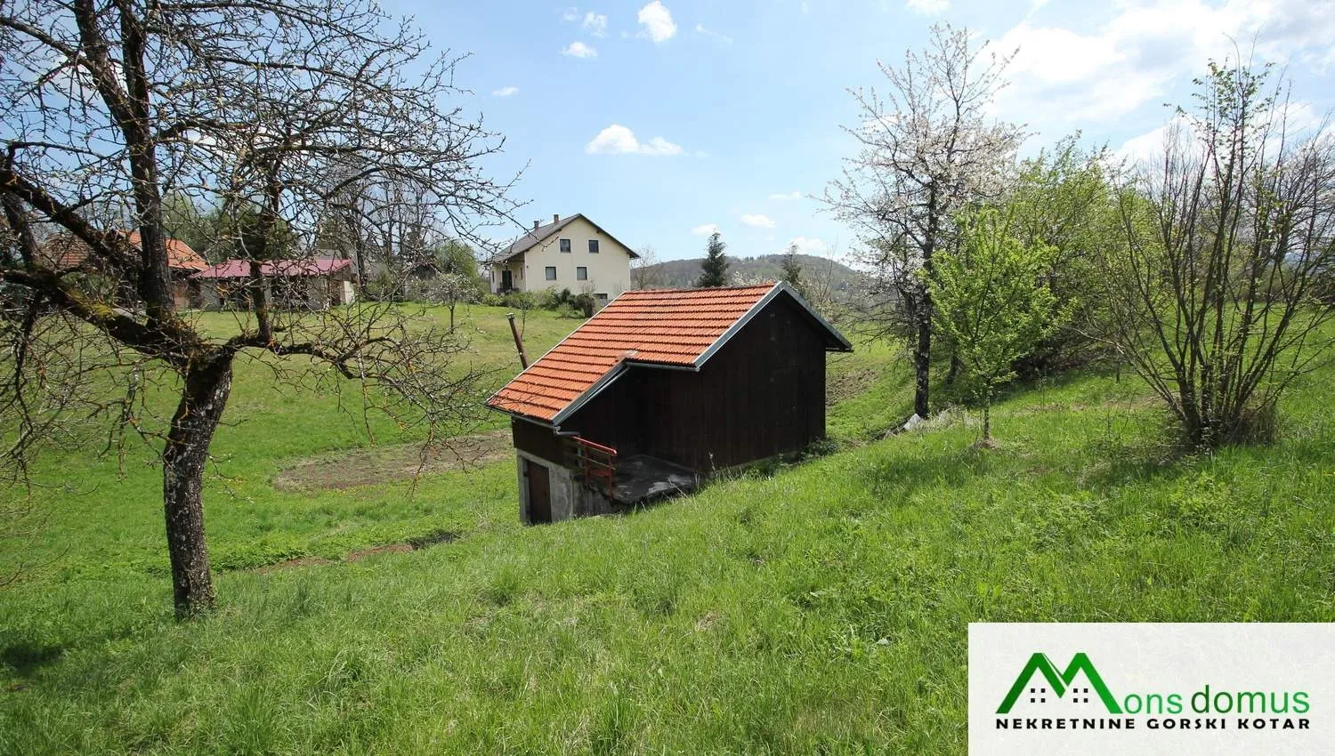 Građevinsko zemljište sa malim objektom - Vrbovsko