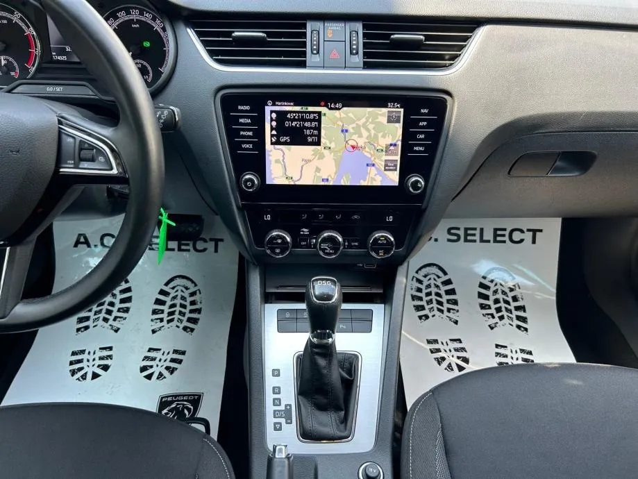 škoda octavia sw dsg - 2019 - navi - led - servis - reg 1 god !!! - slika 18