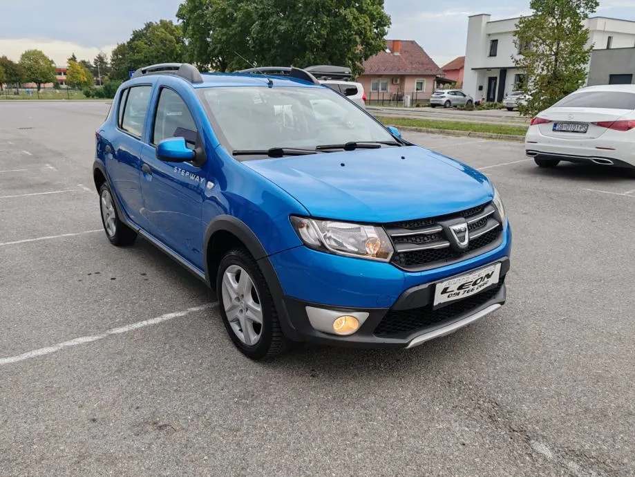 dacia sandero stepway 1,5 dci 90 reg03.05.2026 , 2013. g. ,154000 km - slika 3