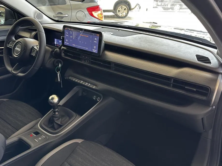 jeep avenger ice 1.2 mt longitude - popust 1500 € - dostupno odmah!!! - slika 8