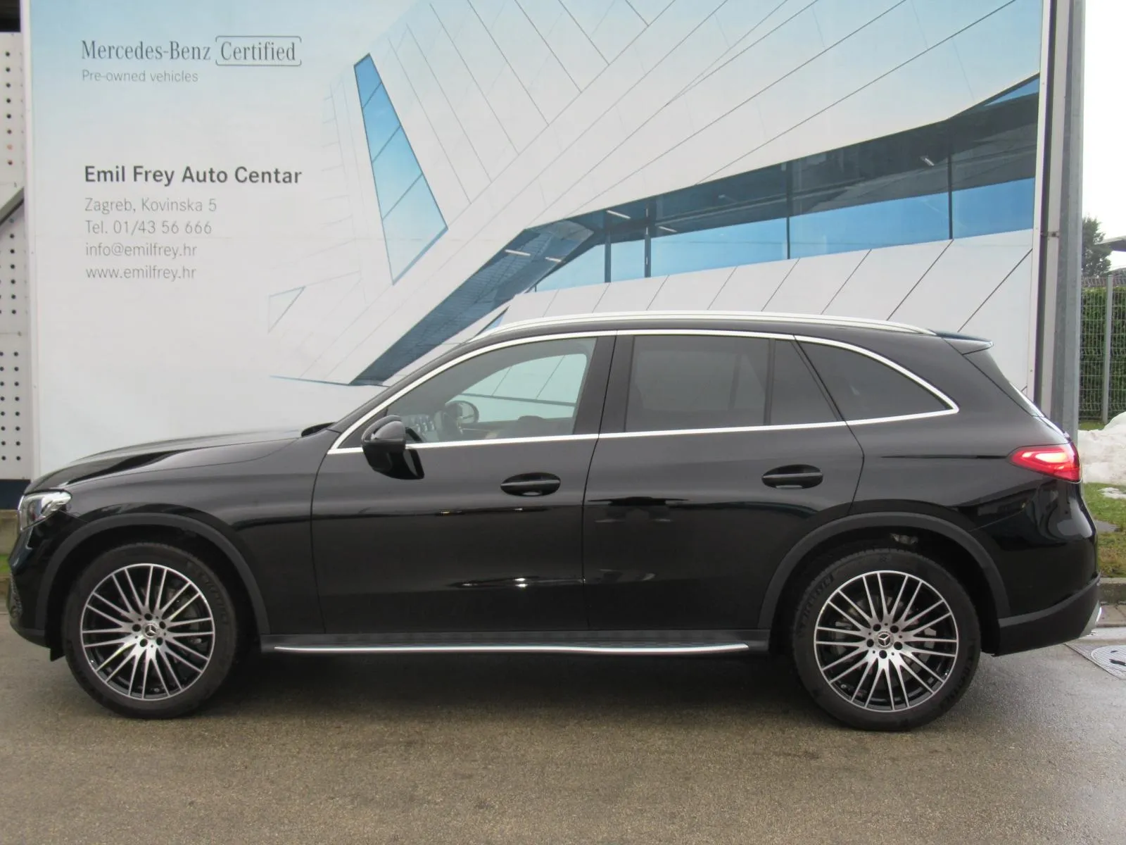 mercedes-benz glc 220 d 4matic avantgarde advanced plus - slika 2