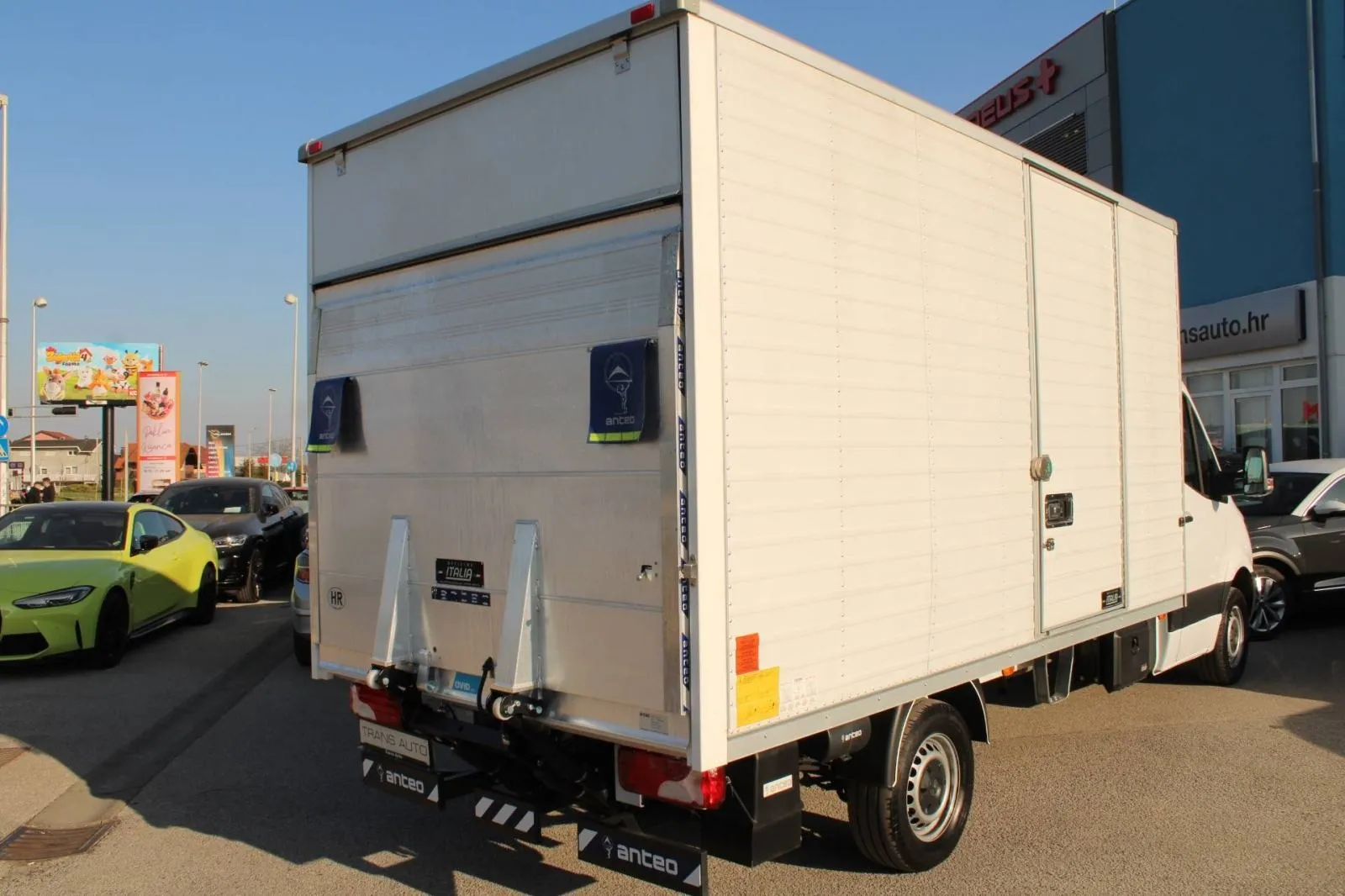 mercedes-benz sprinter 315 cdi kutija + rampa, 2024 god. - slika 5