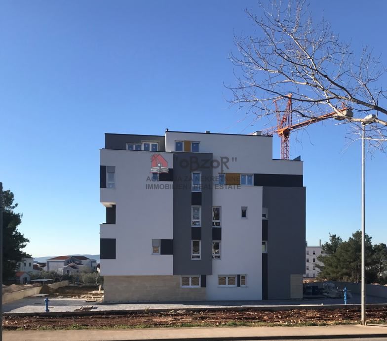 Zadar-VIDIKOVAC, stan s krovnom terasom - NOVOGRADNJA