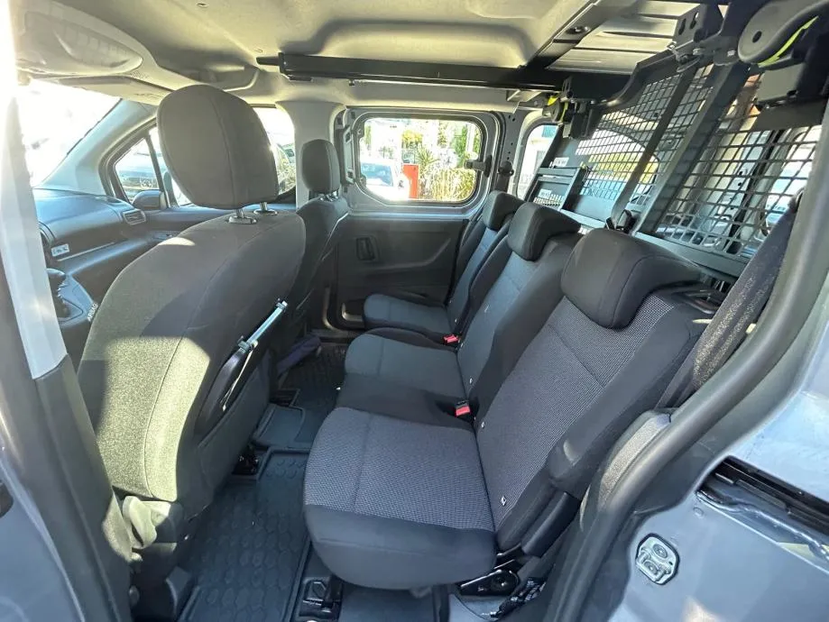peugeot partner l2 cabin crew 1.5 bluehdi 130 - 2024. - rezerviran! - slika 14