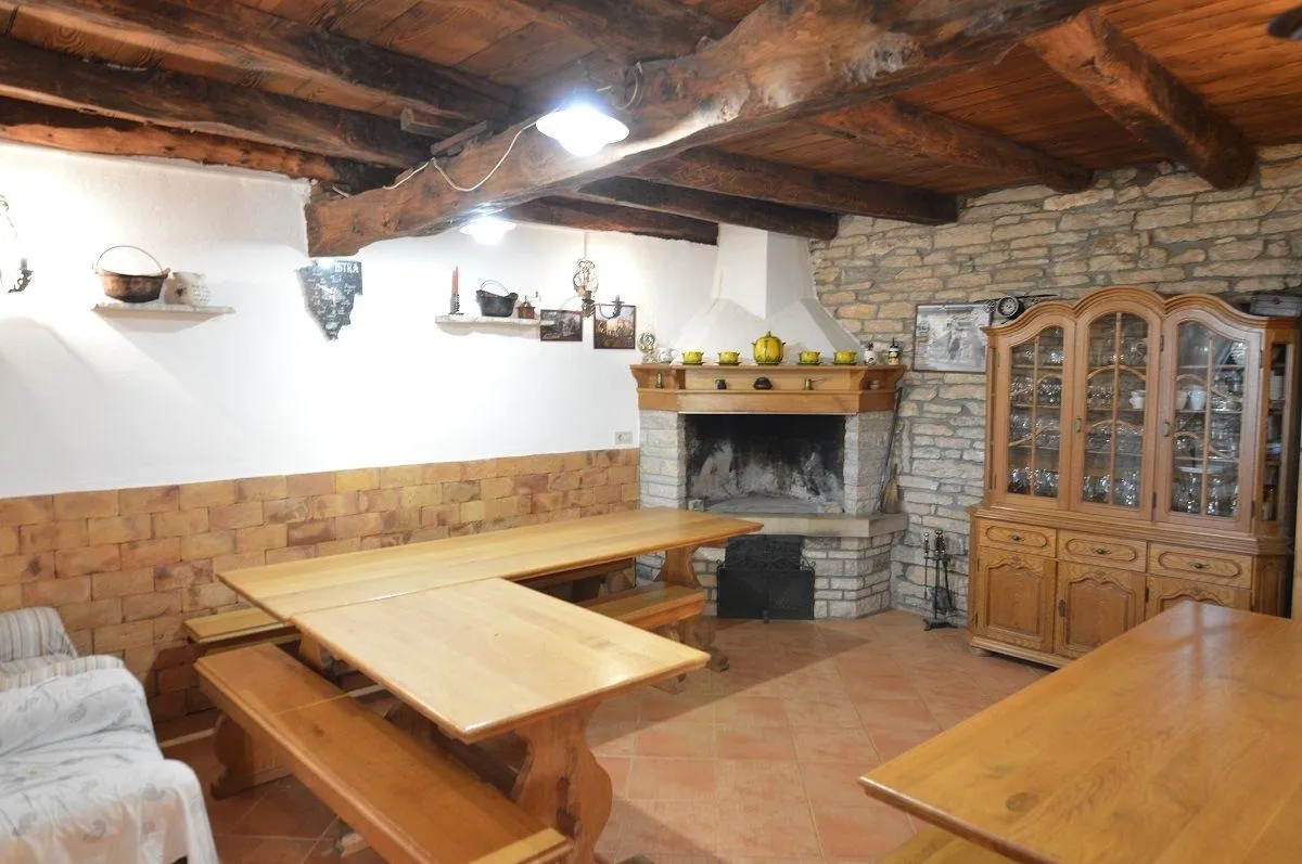grožnjan-kuća na prodaji (prodaja) - slika 11