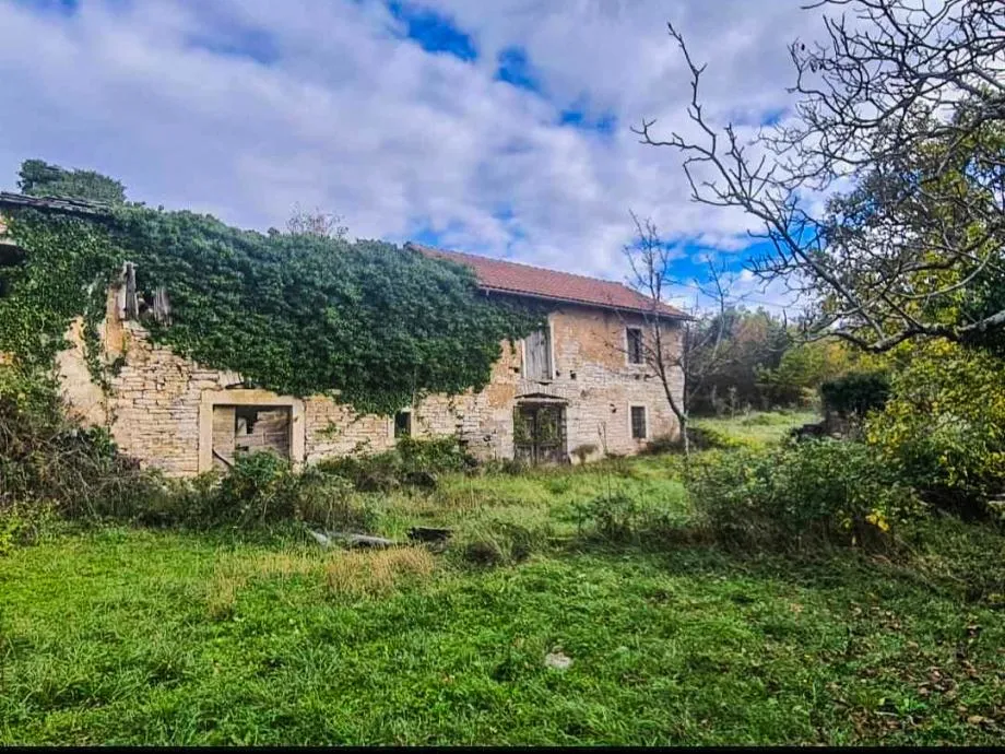 istra, oprtalj – kamena kuća s velikim investicijskim potencijalom - slika 2