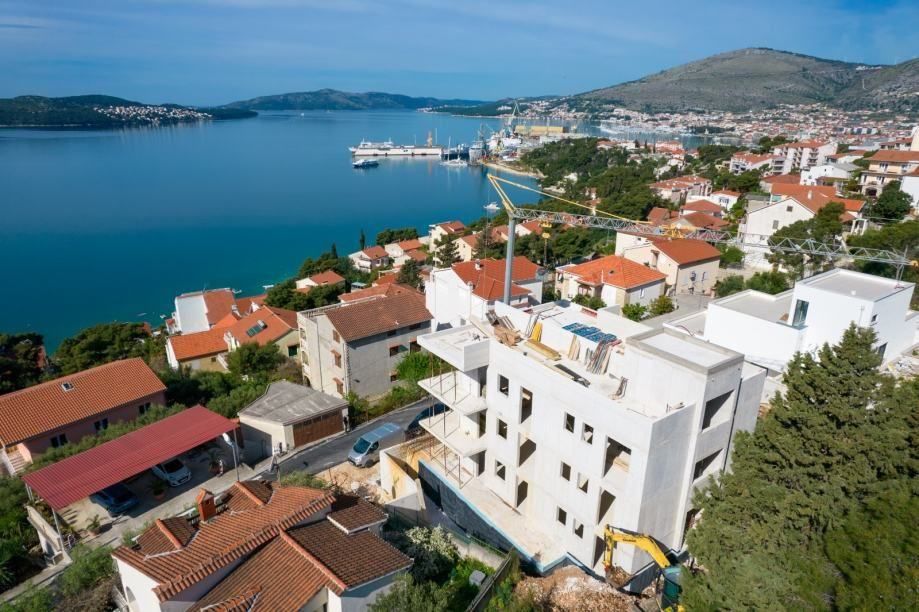 trogir/čiovo, 2-soban stan sa velikim vrtom, 200m od mora, pogled - slika 4