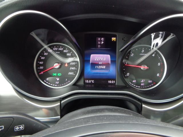 mercedes-benz v-klasa 300 d 4matic; 7 sjed.; koža; navi; kamere; tooop - slika 3