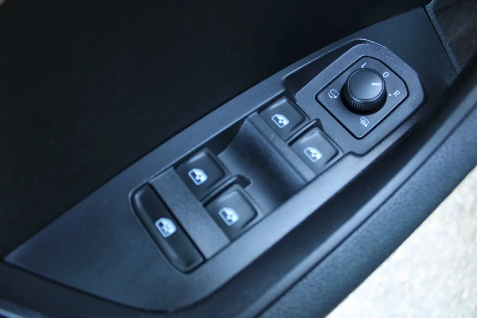 škoda kodiaq 1.5 tsi dsg *led, navigacija, kamera* - slika 15