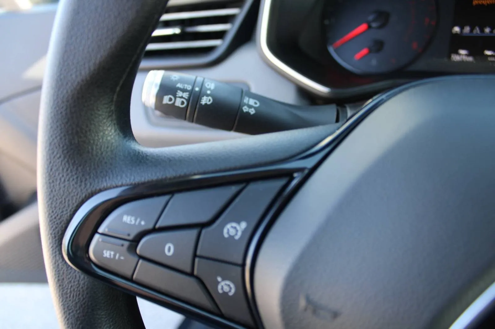 renault clio 1.0 tce *navigacija* - slika 15