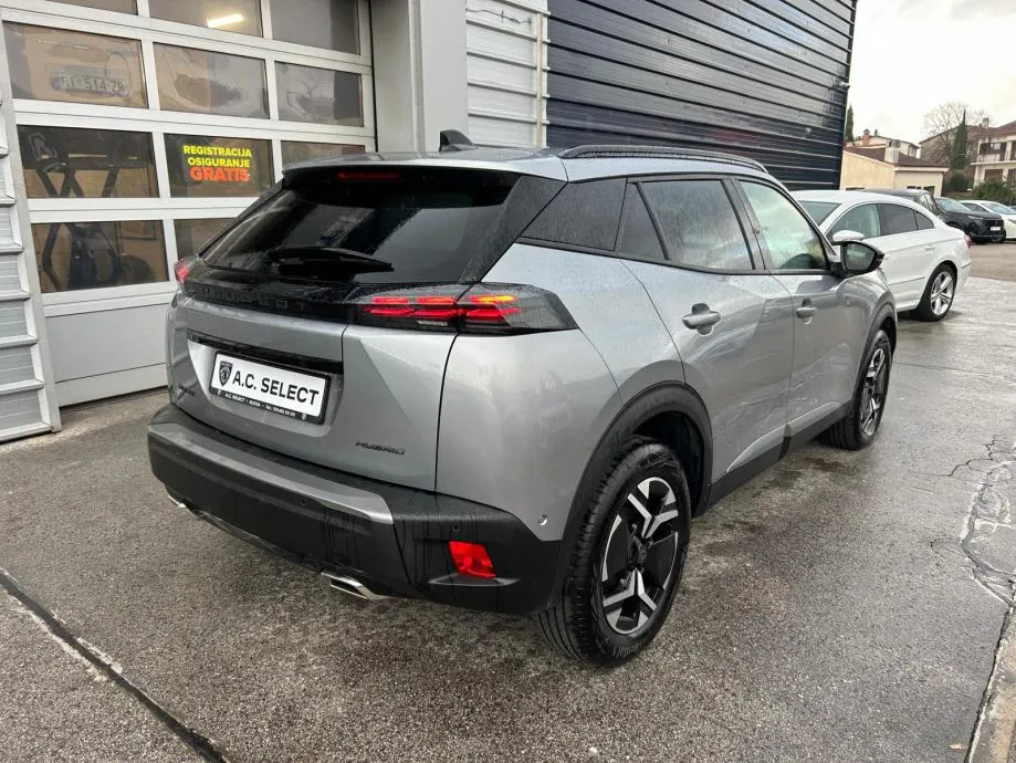 peugeot 2008 hybrid 136 - 2025 - 10.000km - gratis registracija!! - slika 4