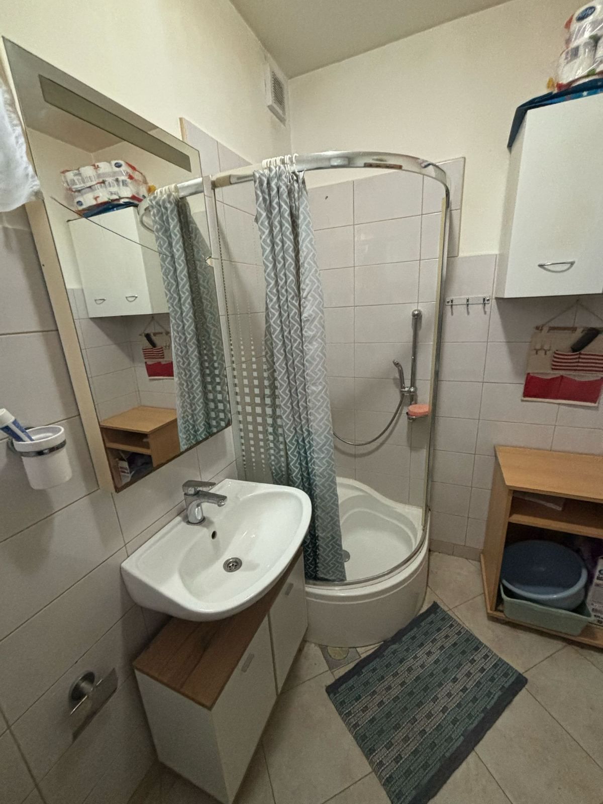kuća + 11.000 m2 zemljišta - slika 5