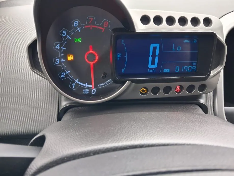 chevrolet aveo 1,2 ,2013. 82000 km , kartice 24/36 rata - slika 12
