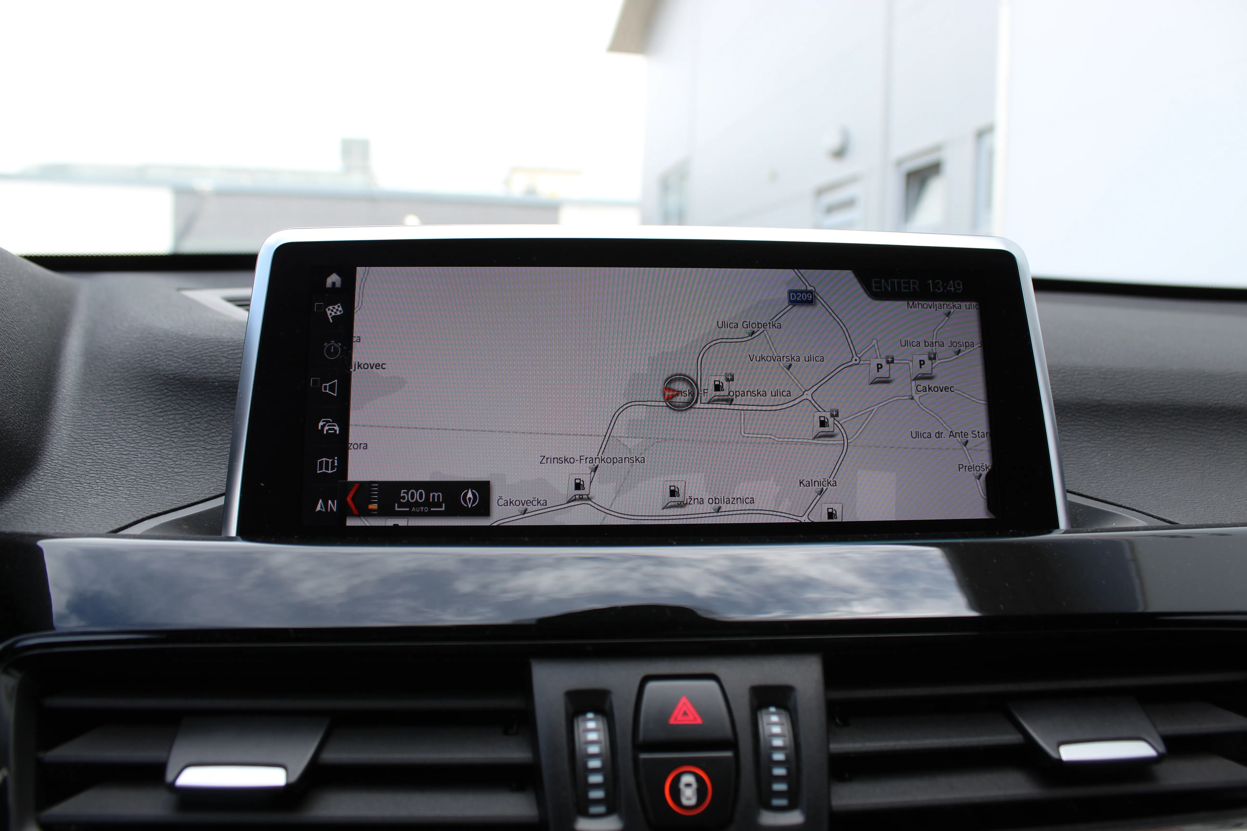 13225 bmw x1 sdrive 18 d - slika 14