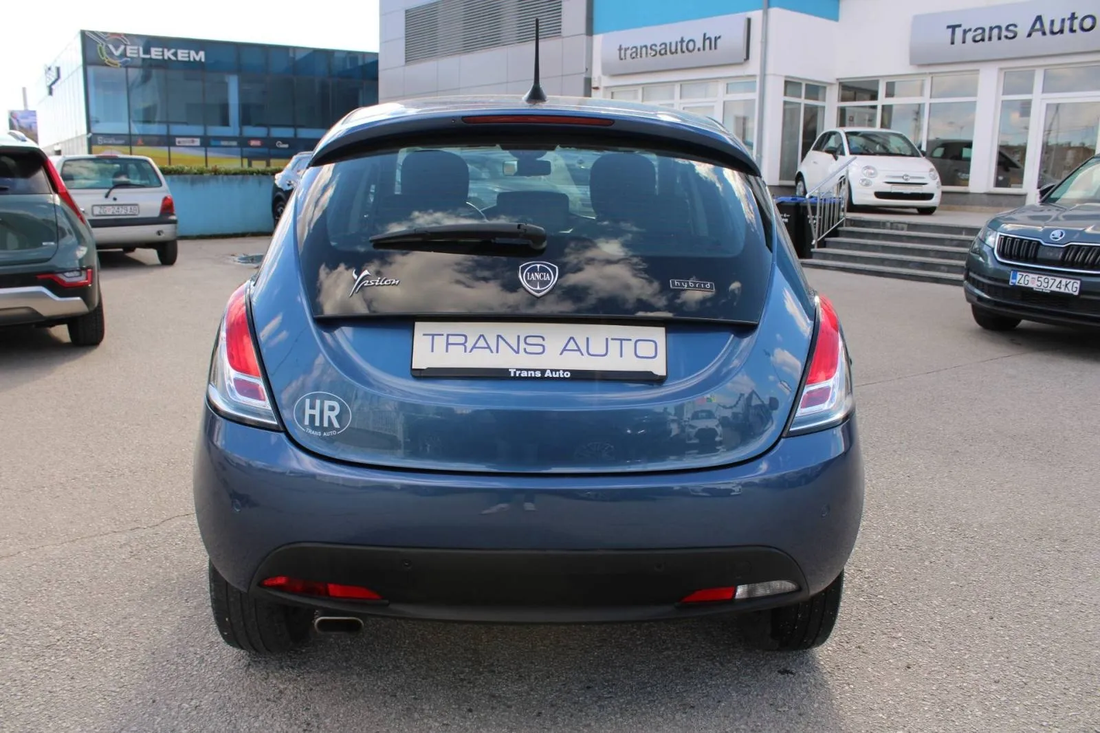 lancia y 1.0 hybrid - slika 8