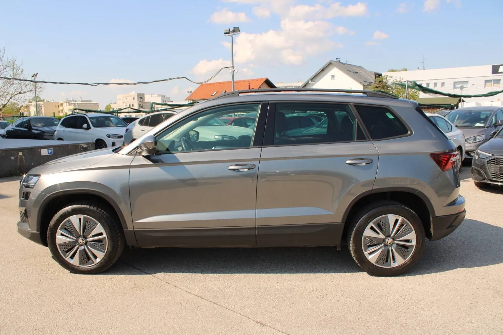 škoda karoq 1.5 tsi dsg *led, navigacija, kamera* - slika 8