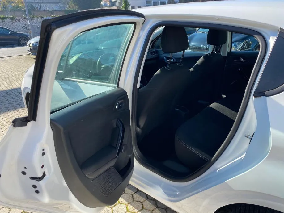 peugeot 208 1,2 affaire 4xgarancije - slika 21