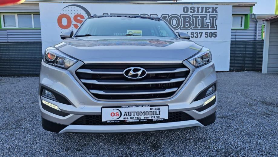 hyundai tucson 1.7 crdi,automatic,led,navigacija,kamera,pdc,alu,klima, - slika 8