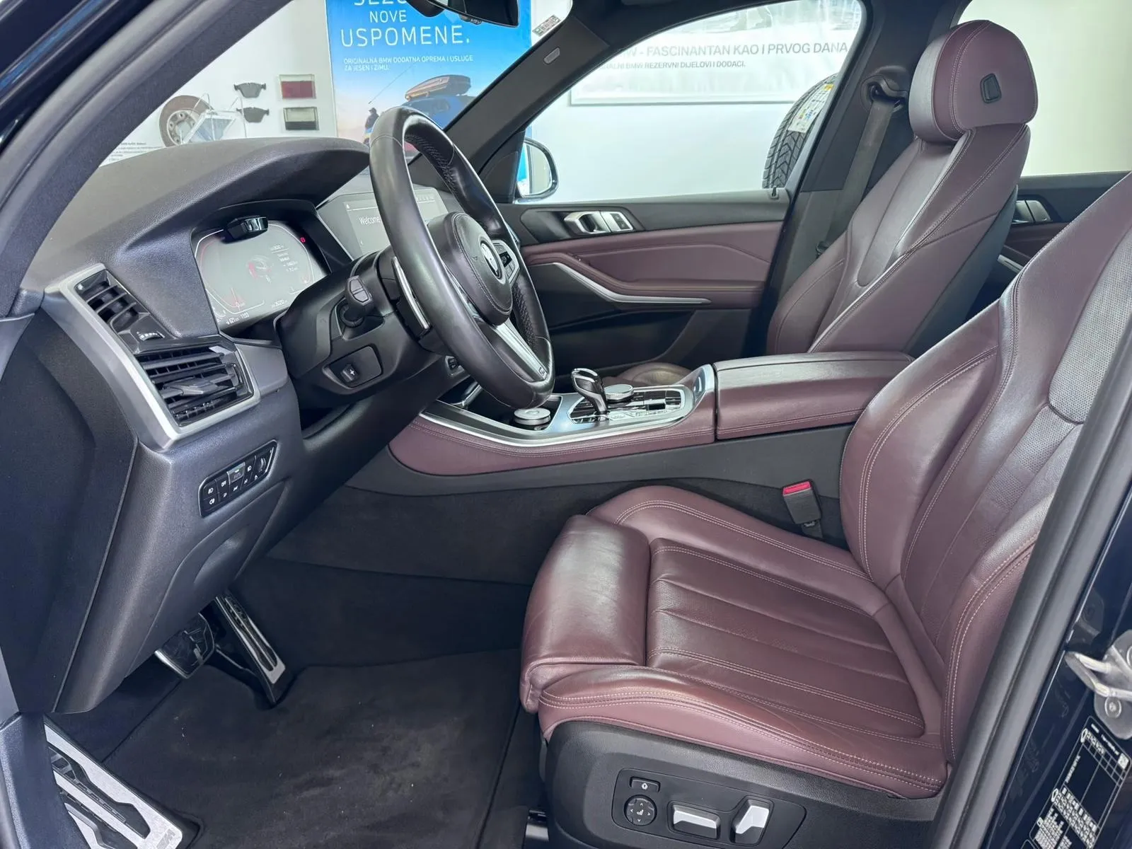 bmw x5 xdrive30d m sport - slika 12