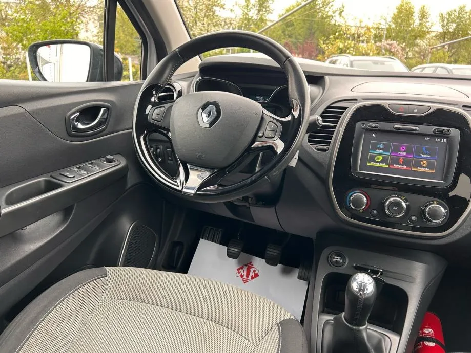 renault captur 0.9 tce 2016.,veliki servis, navi, park senz, led, alu - slika 12