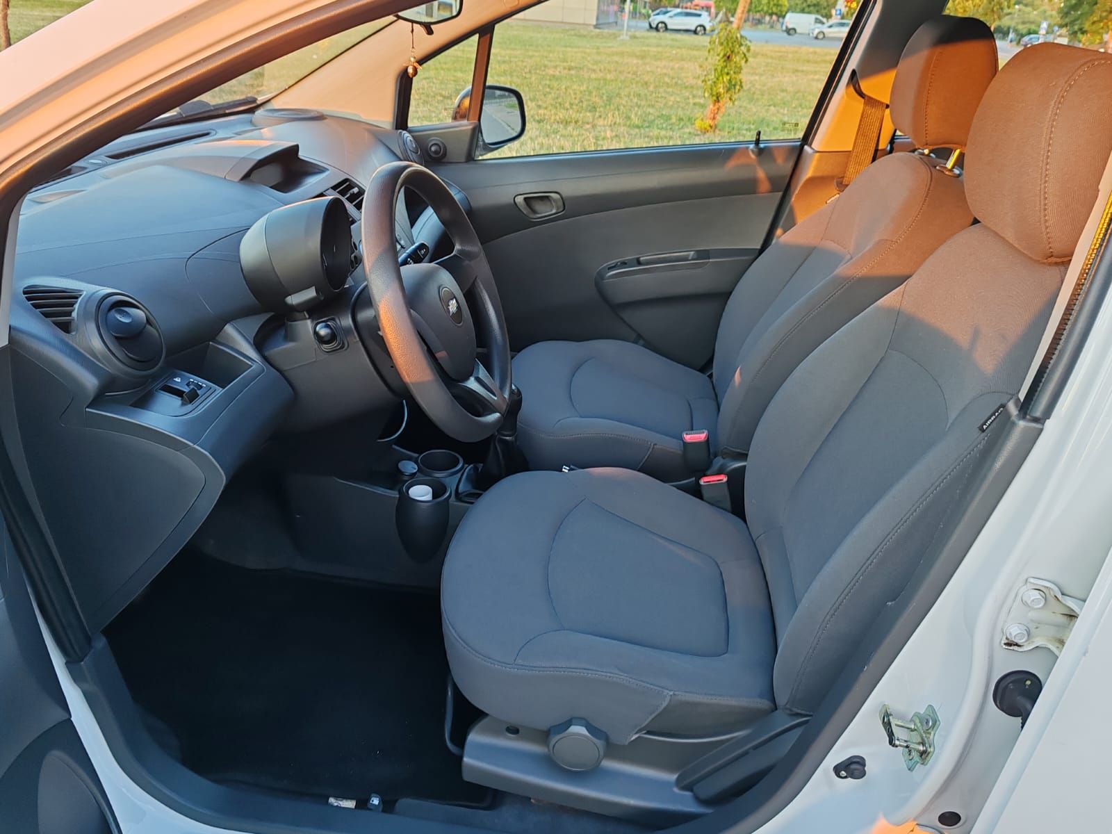 chevrolet spark 1,0 16v, 2012 g. 56000 km - slika 10