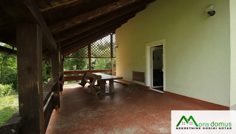 useljiva kuća u blizini delnica (prodaja) - slika 4