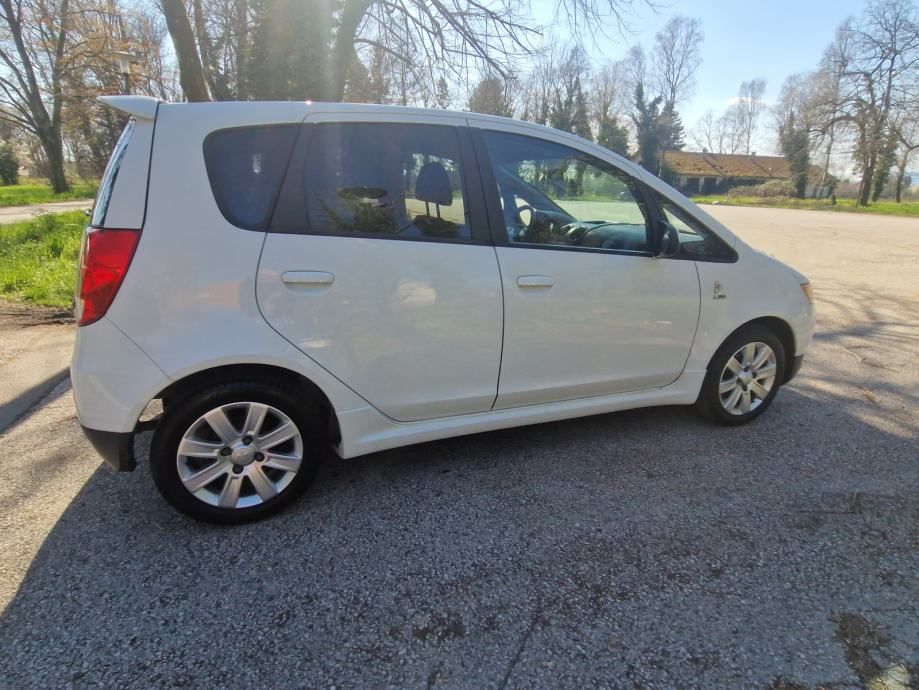 mitsubishi colt 1,3 motion pocinčan 1 vl.1 lak nov kartice do 36 mj - slika 18