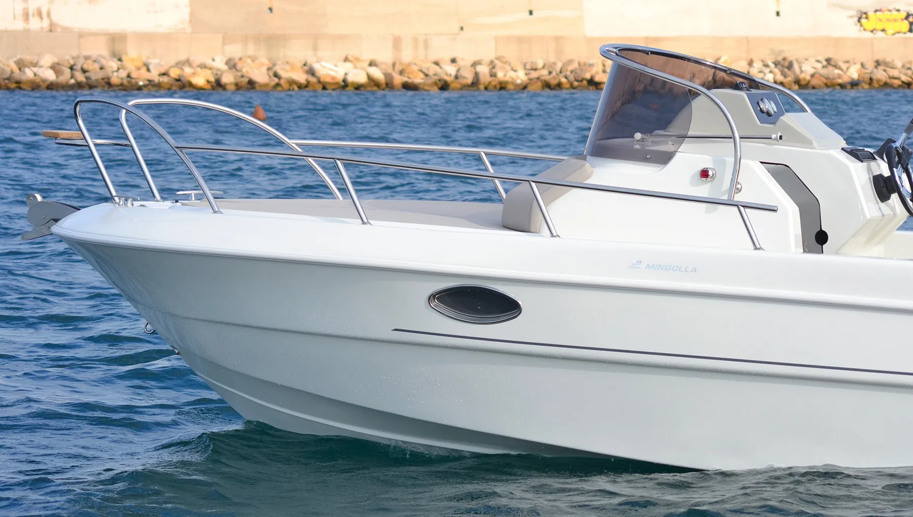 najam broda - mingolla brava 22 wa - 175hp (2025) - slika 4
